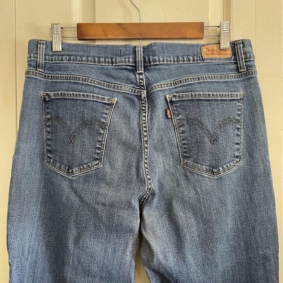 Levi's Women's 515 Bootcut Medium Wash Mid Rise Denim Blue Jeans Size 12 - Picture 5 of 9